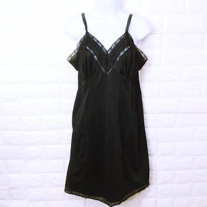 Vintage 50s-60s Full-Slip Dress -M Lace Floral Trim Empire Bodice Metal Buckles